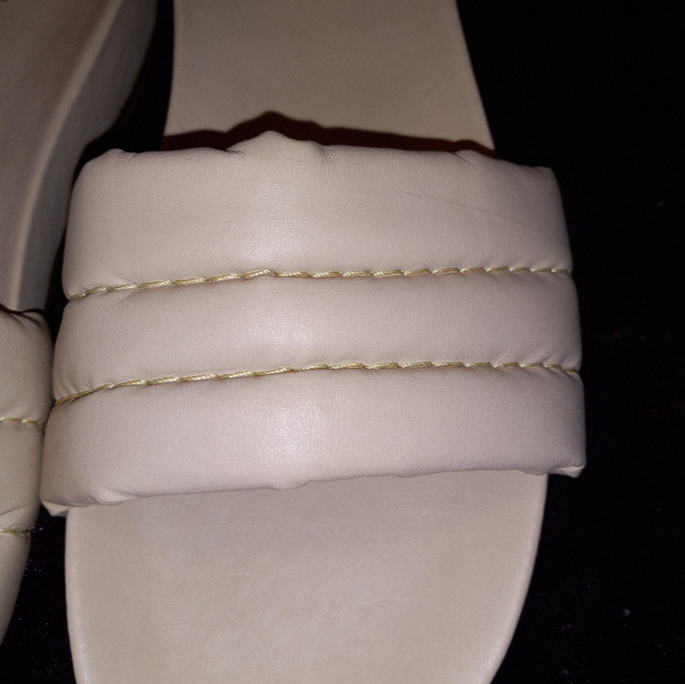 Kaanas Blush Chunky Slides - image 4